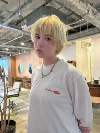 ショート カラー yu maのヘアスタイル