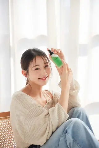 ミディアム Femme 鳳南町 多井 雪絵のヘアスタイル
