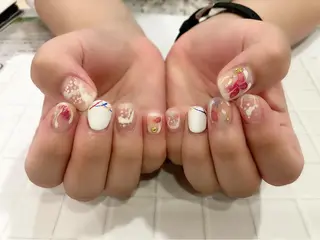 ネイル 成瀬 妃生路のネイルデザイン