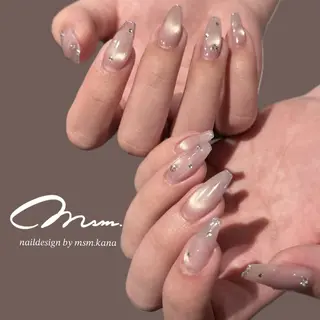 ネイル ネイル・まつ毛・眉毛 同時施術可能💅🏻のネイルデザイン
