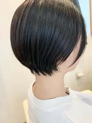 ショート トレンドパーマ 加藤菜月のヘアスタイル
