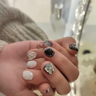 ネイル RUNWAY のネイルデザイン