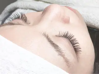 ミディアム カラー パーマ ヘアアレンジ メンズ キッズ ネイル マツエク・マツパ brille ~eyelash~のヘアスタイル