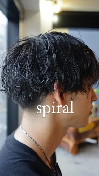 ショート メンズ SHUN札幌 メンズパーマフェードのヘアスタイル