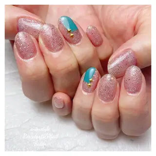 ミディアム ネイル 🐾enen style 🐾のネイルデザイン