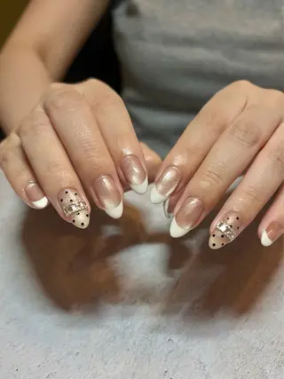 ネイル プライベートサロン⠀ loggy.のネイルデザイン