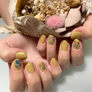ネイル マツエク・マツパ M. Shihoのネイルデザイン