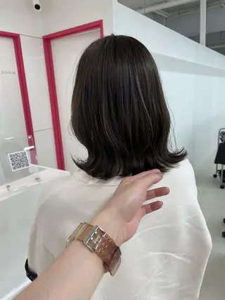 ミディアム カラー 冨木 雄斗のヘアスタイル