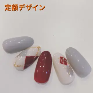ネイル 板垣 綾乃のネイルデザイン
