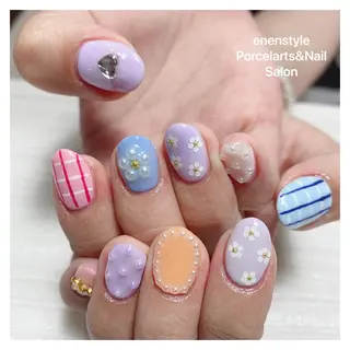 ミディアム ネイル 🐾enen style 🐾のネイルデザイン