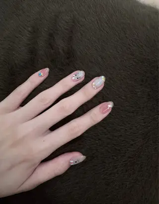 ネイル 佐藤 ゆきのネイルデザイン