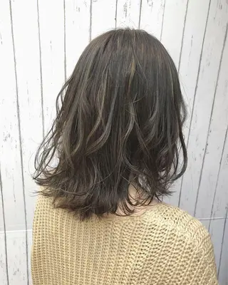 ミディアム カラー ナチュラルスタイル/ 透明感カラー/比嘉のヘアスタイル