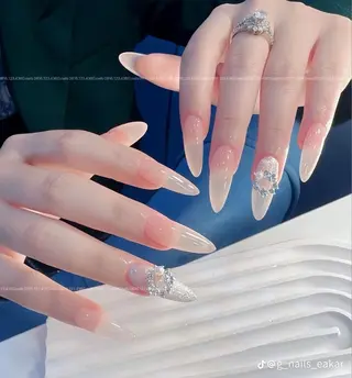 ネイル Dyo Nail_Royalのネイルデザイン