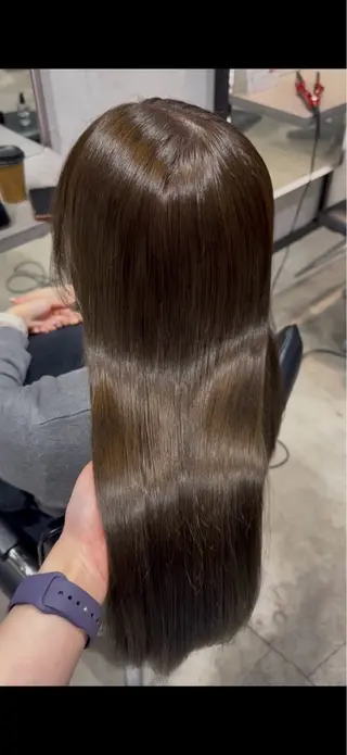 ロング カラー あんな🦋レイヤー カット/透明感カラーのヘアスタイル