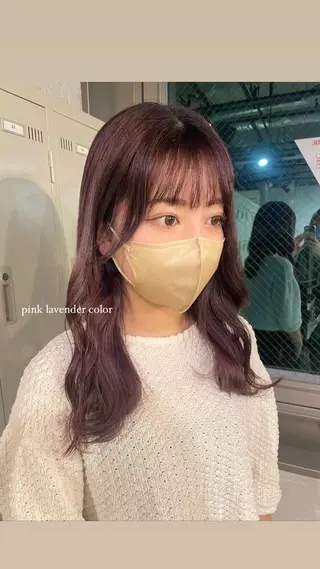 セミロング カラー パーマ ヘアアレンジ メンズ キッズ ネイル マツエク・マツパ 透明感カラー・レイヤ ー🎀amika🎀のヘアスタイル