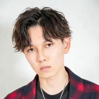 ショート カラー パーマ メンズ 🔥メンズ極🔥韓国 シャドウ/波巻き柿崎のヘアスタイル