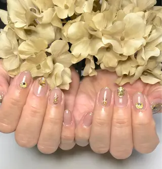 ネイル 土屋 智子のネイルデザイン