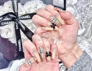 ネイル ✨Nailsalon Vi+✨のネイルデザイン