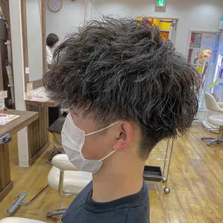 ショート パーマ メンズ 原田 涼矢のヘアスタイル