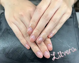 ネイル 中村 春菜のネイルデザイン