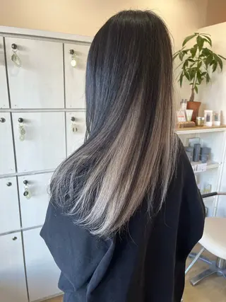 ロング カラー ejinbara /　Satsukiのヘアスタイル