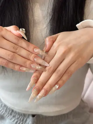 ネイル 🎀AURA Nailsalonのネイルデザイン