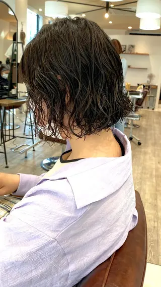 ミディアム パーマ ショート& パーマ　坂本のヘアスタイル