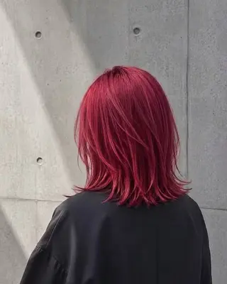 ミディアム カラー r i n k aのヘアスタイル