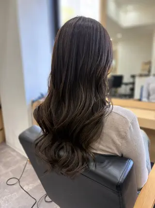 セミロング (kakko )のヘアスタイル