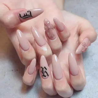 ネイル 🩷Yun nail Salon 本店🩷のネイルデザイン