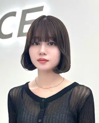 ショート カラー ヘアアレンジ 縮毛矯正🤍 ボブ/ HIKARIのヘアスタイル