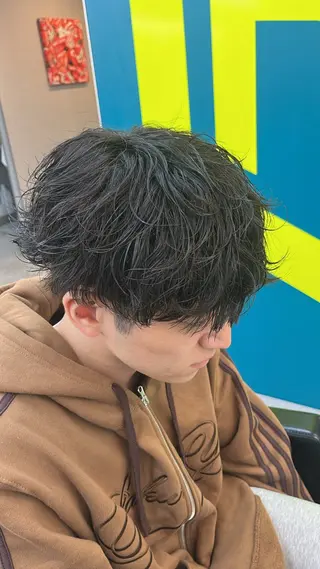 パーマ メンズ 波巻き得意 メンズ美容師/松井陸のヘアスタイル