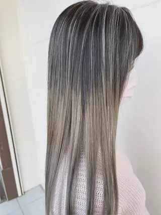 ロング naomi (夜間営業受付中★)のヘアスタイル