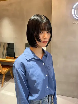 ミディアム カラー 縮毛矯正ボブ&顔まわ レイヤー♡TOMOEのヘアスタイル