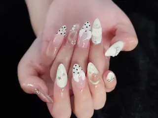 ネイル 🦊Genie🦊 Mika Nailsのネイルデザイン