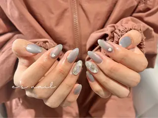 ネイル e’s nail Lumièreのネイルデザイン