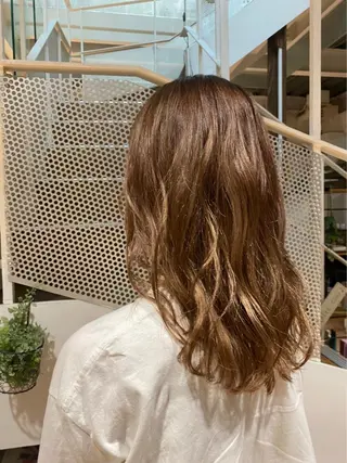 カラー MuseeduArt juriのヘアスタイル