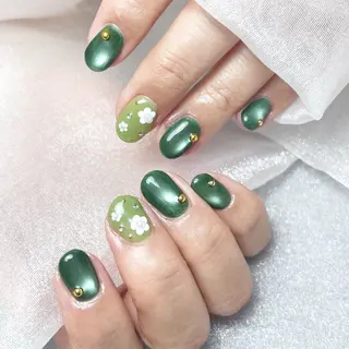 ネイル nailroom DIASOMNIAのネイルデザイン