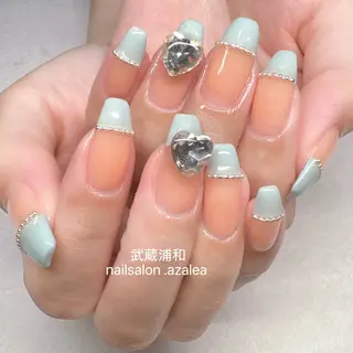 ネイル R inのネイルデザイン