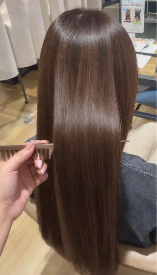 ロング 宮田 愛弓のヘアスタイル
