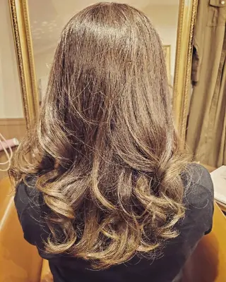 ロング カラー spa hair ark 富井直美のヘアスタイル