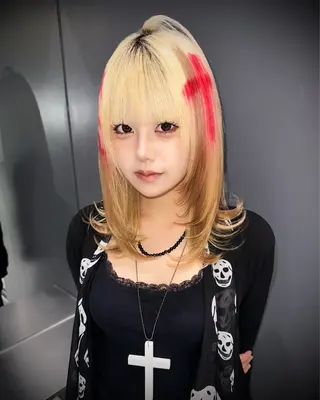 ミディアム カラー 🇰🇷韓国レイヤー 美女製造機🥀のヘアスタイル
