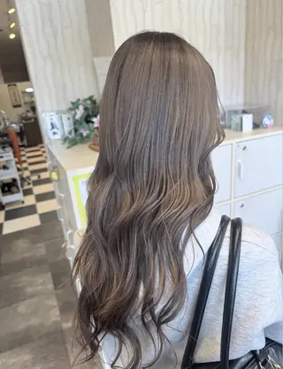 ロング カラー r i n k aのヘアスタイル
