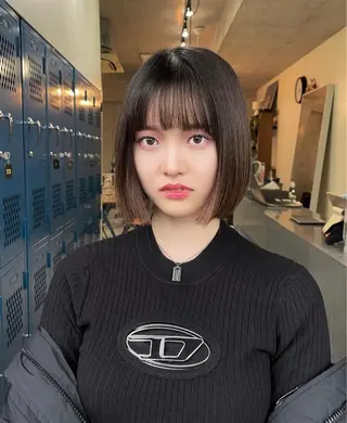 ショート ウルフカット レイヤーカットのヘアスタイル
