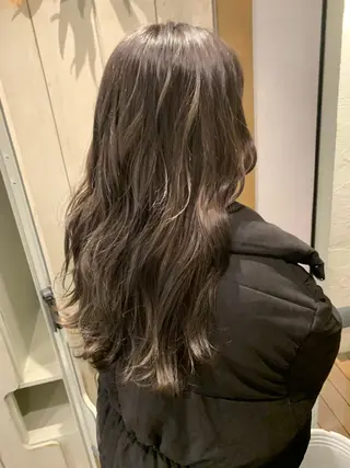 ロング カラー 韓国レイヤー×艶髪 ハイトーンRyukiのヘアスタイル