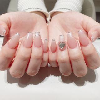 ネイル Queens テイのネイルデザイン