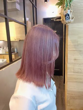 ミディアム EIGHT サイショ ミズキのヘアスタイル