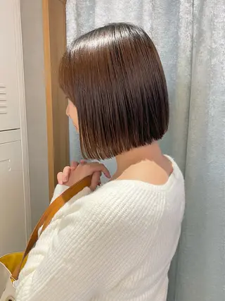 ショート オリーブベージュ/ボ ブ縮毛矯正たまき🧡のヘアスタイル