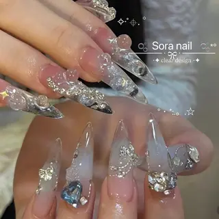 ネイル Sora  Nail 長さ出し専門店のネイルデザイン