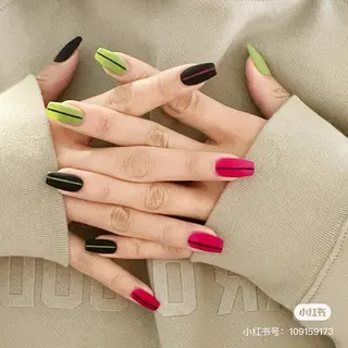 ネイル 大久保YISnail スカルプ専門店のネイルデザイン